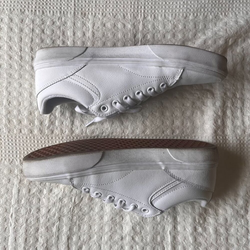 Vans All White Women's Sneakers Size 10 - Picture 3 of 5